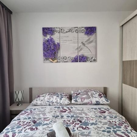 Lavanda Ливно Экстерьер фото